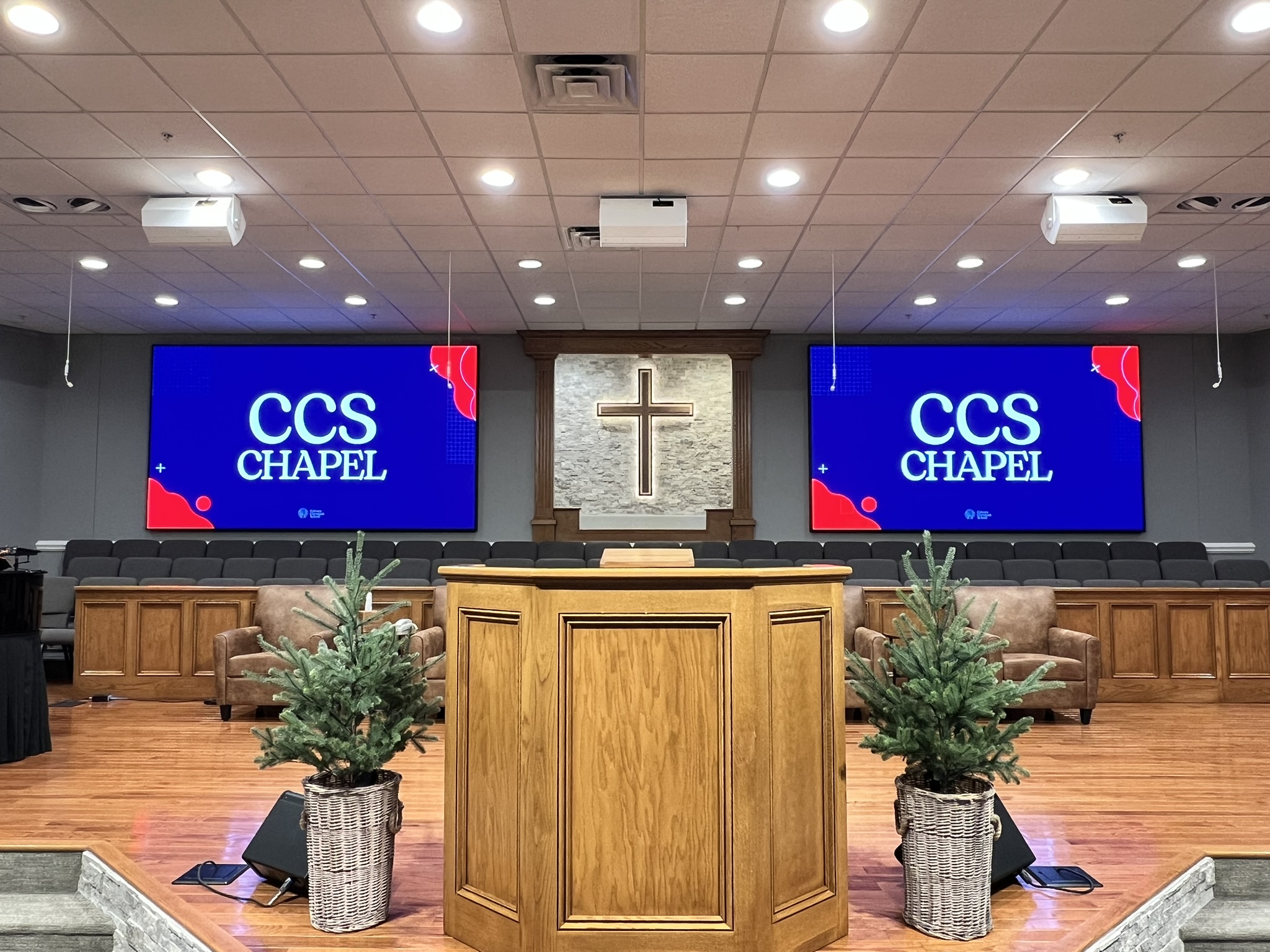 Calvary Baptist Church CCS Chapel LED video walls flanking the pulpit - CIAVL